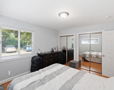 1104 S Cleveland Street - Photo Thumbnail 15