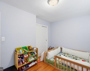 1104 S Cleveland Street - Photo Thumbnail 8