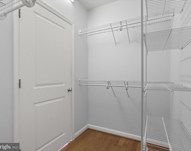 851 N Glebe Road N - Photo Thumbnail 19