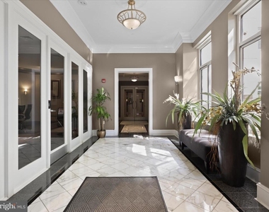 851 N Glebe Road N - Photo Thumbnail 26