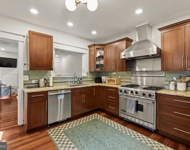 617 Pine Street - Photo Thumbnail 25