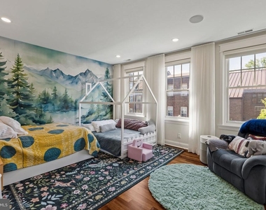 617 Pine Street - Photo Thumbnail 30