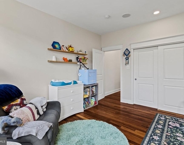 617 Pine Street - Photo Thumbnail 34