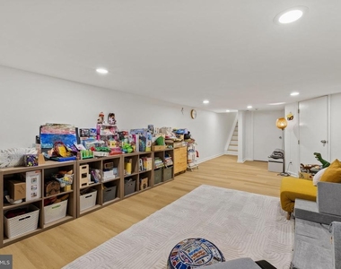 617 Pine Street - Photo Thumbnail 67