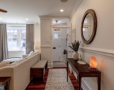 617 Pine Street - Photo Thumbnail 8