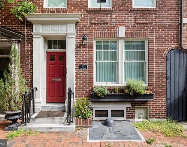 617 Pine Street - Photo Thumbnail 4