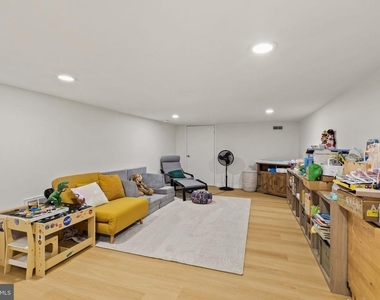 617 Pine Street - Photo Thumbnail 65