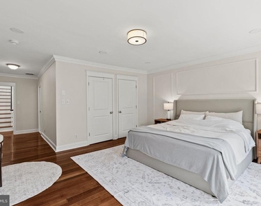 617 Pine Street - Photo Thumbnail 46