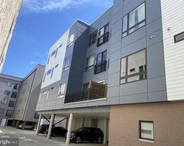 907 Leland Street - Photo Thumbnail 1