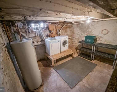1305 N Lawrence Street - Photo Thumbnail 13