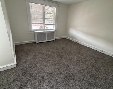 4206 Vista Street - Photo Thumbnail 10