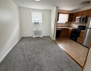 4206 Vista Street - Photo Thumbnail 5