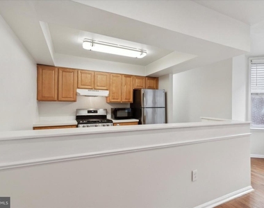 1606 Wallace Street - Photo Thumbnail 6