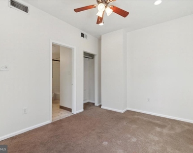 1606 Wallace Street - Photo Thumbnail 10