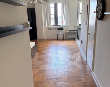 2601 Pennsylvania - Photo Thumbnail 1