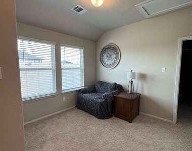 112 Tranchet Dr - Photo Thumbnail 21