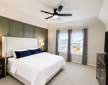 112 Tranchet Dr - Photo Thumbnail 12