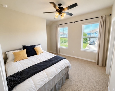 112 Tranchet Dr - Photo Thumbnail 16