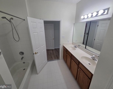 265 Covenant Lane - Photo Thumbnail 10