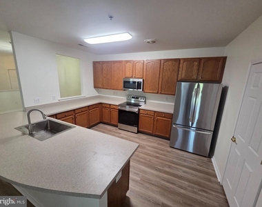 265 Covenant Lane - Photo Thumbnail 3