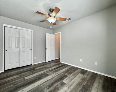 1014 Aiken Dr - Photo Thumbnail 30