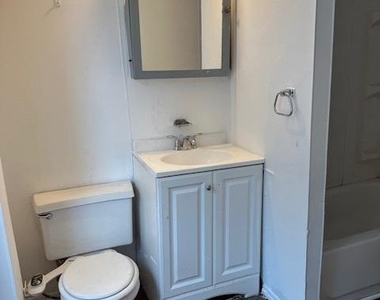 617 Lehman Street - Photo Thumbnail 10