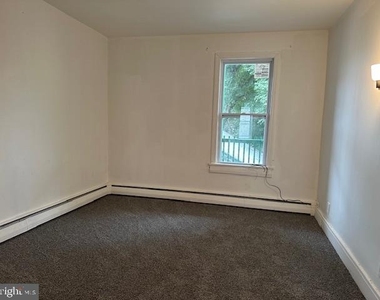 617 Lehman Street - Photo Thumbnail 7