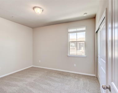 2880 Donnell Dr - Photo Thumbnail 25