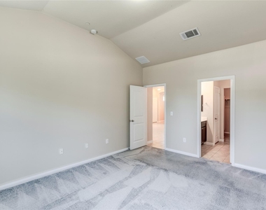 2880 Donnell Dr - Photo Thumbnail 16