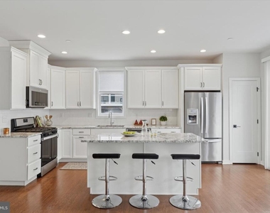 141 Junction Road - Photo Thumbnail 13