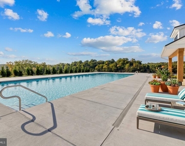 141 Junction Road - Photo Thumbnail 47
