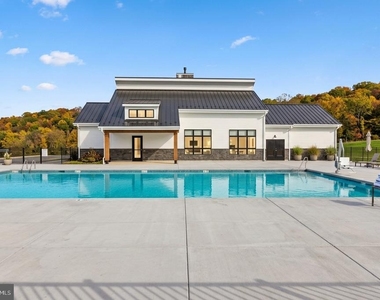 141 Junction Road - Photo Thumbnail 46