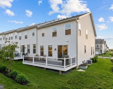 141 Junction Road - Photo Thumbnail 40