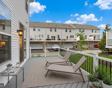 141 Junction Road - Photo Thumbnail 39
