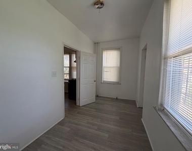 315 S 6th Street - Photo Thumbnail 15