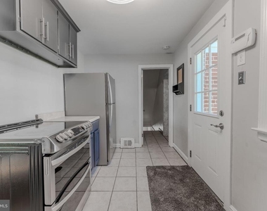 124 Brentwood Road - Photo Thumbnail 5