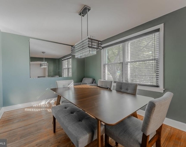 124 Brentwood Road - Photo Thumbnail 10