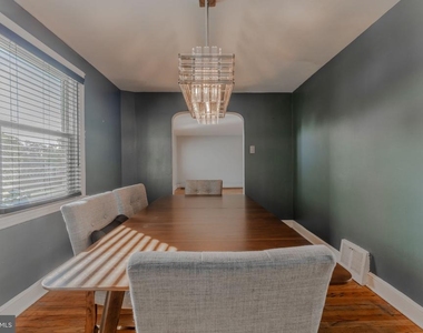 124 Brentwood Road - Photo Thumbnail 11