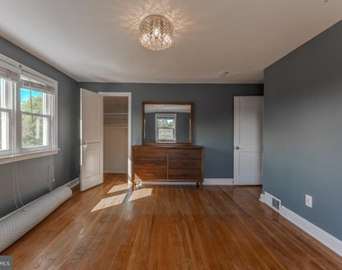 124 Brentwood Road - Photo Thumbnail 18