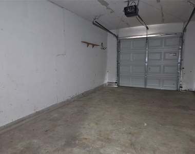 2003 Kenneth Ave - Photo Thumbnail 17