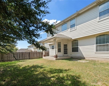2633 Bolton St - Photo Thumbnail 16