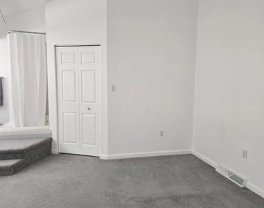306 Cherrington Drive - Photo Thumbnail 30