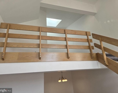 306 Cherrington Drive - Photo Thumbnail 22