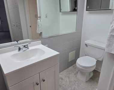 306 Cherrington Drive - Photo Thumbnail 14