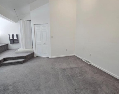 306 Cherrington Drive - Photo Thumbnail 29