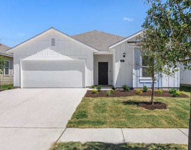 421 Hortus Dr - Photo Thumbnail 1