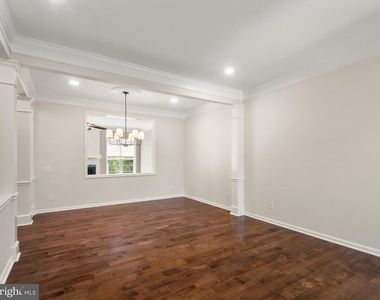 209 N Caldwell Circle - Photo Thumbnail 7