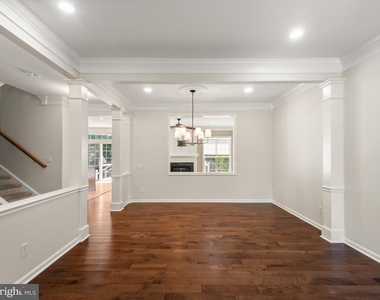 209 N Caldwell Circle - Photo Thumbnail 8