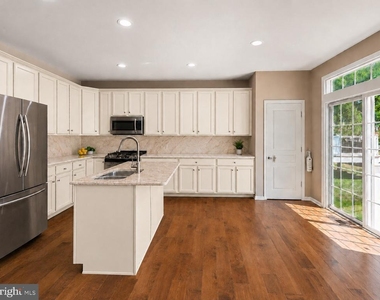 209 N Caldwell Circle - Photo Thumbnail 20