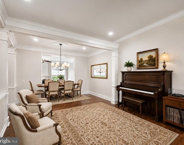 209 N Caldwell Circle - Photo Thumbnail 6